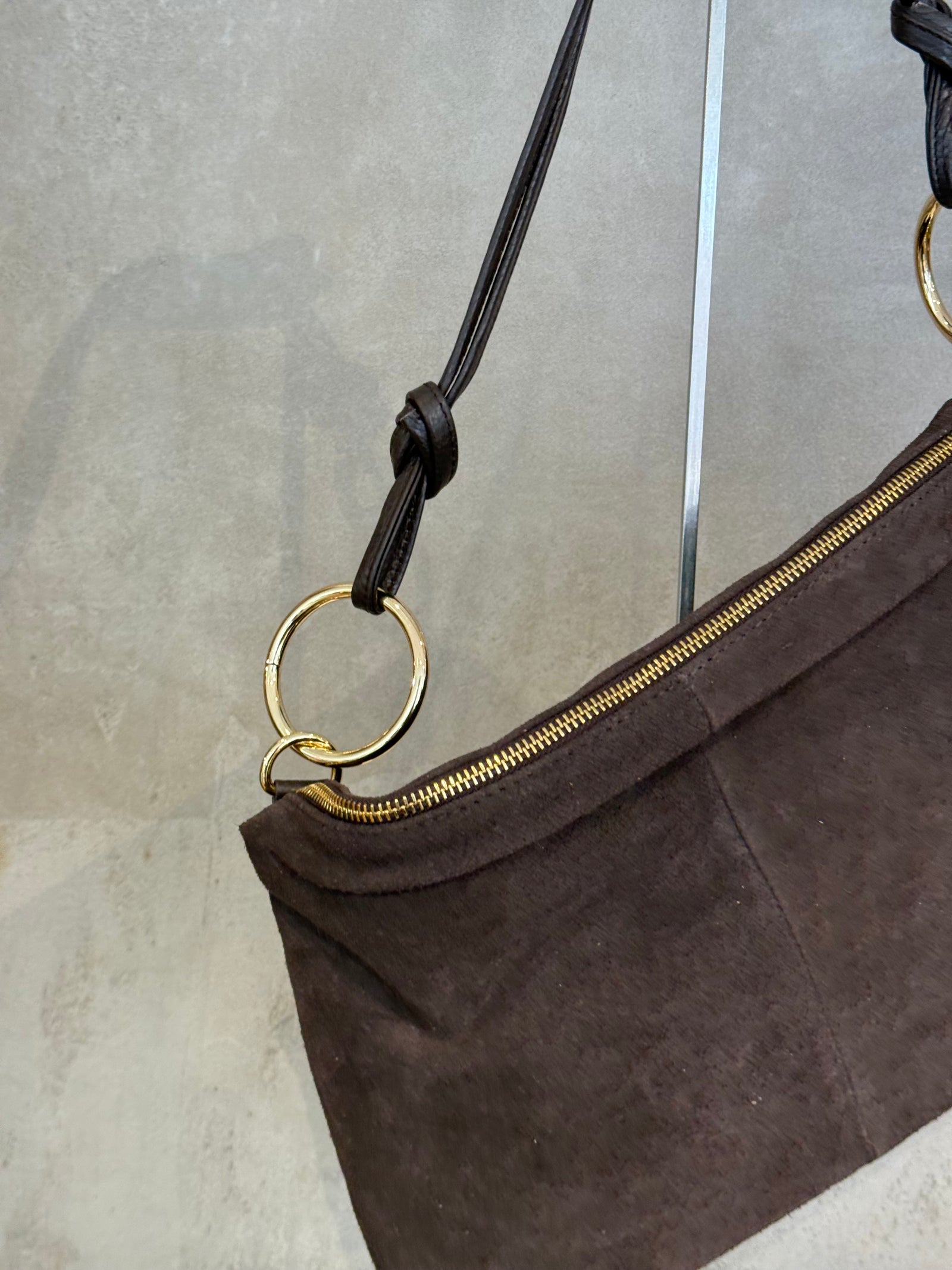 Wildledertasche Ring Schoko