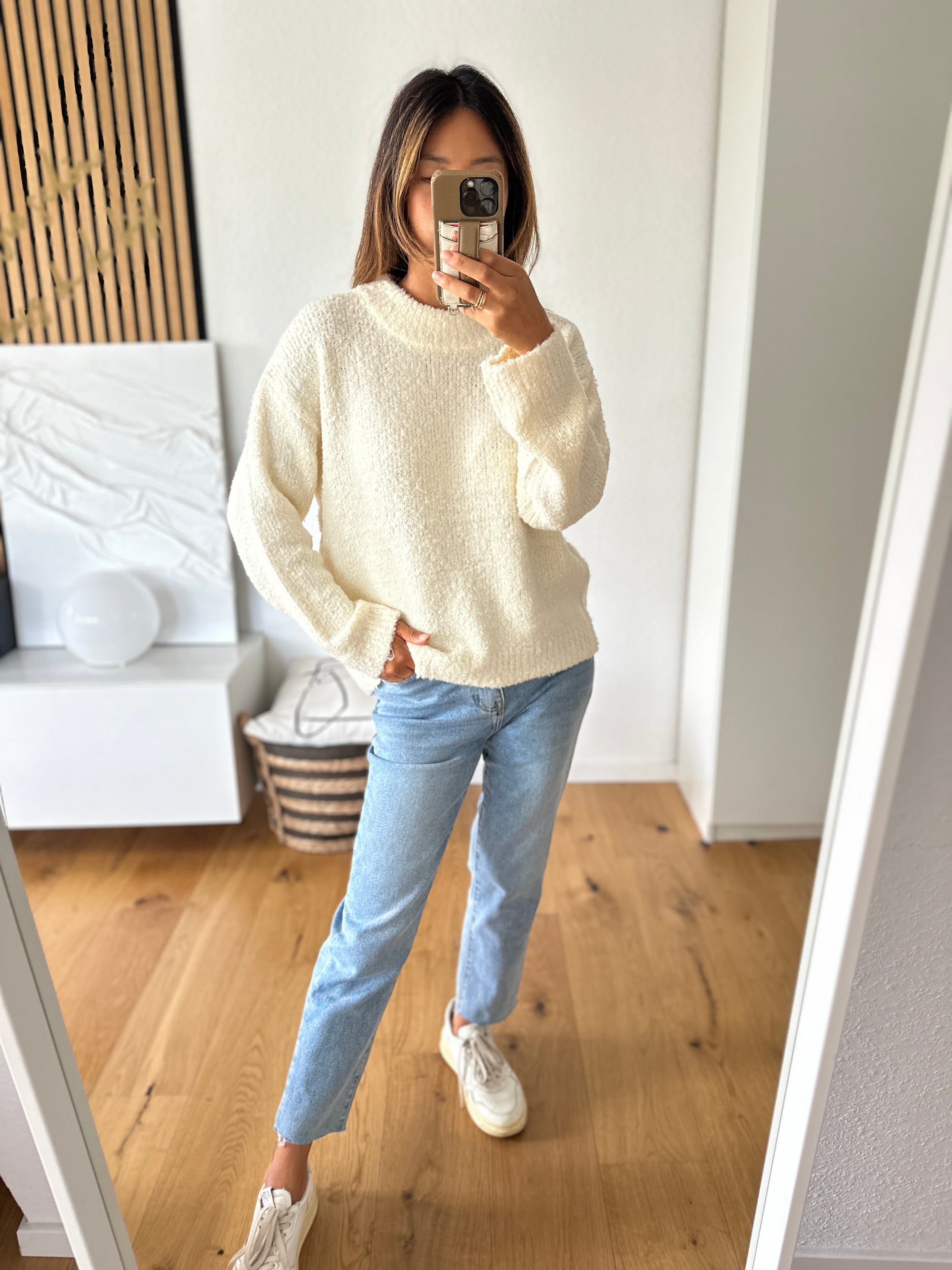 Bouclé-Pullover creme