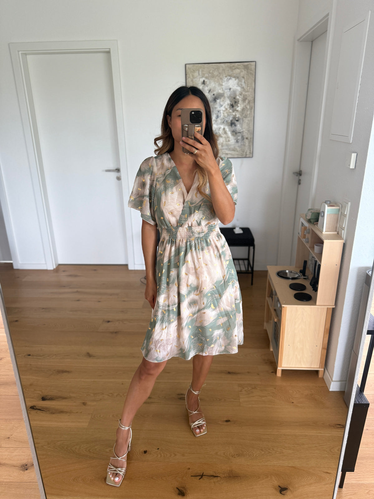 Flower Kleid mint/beige kurz