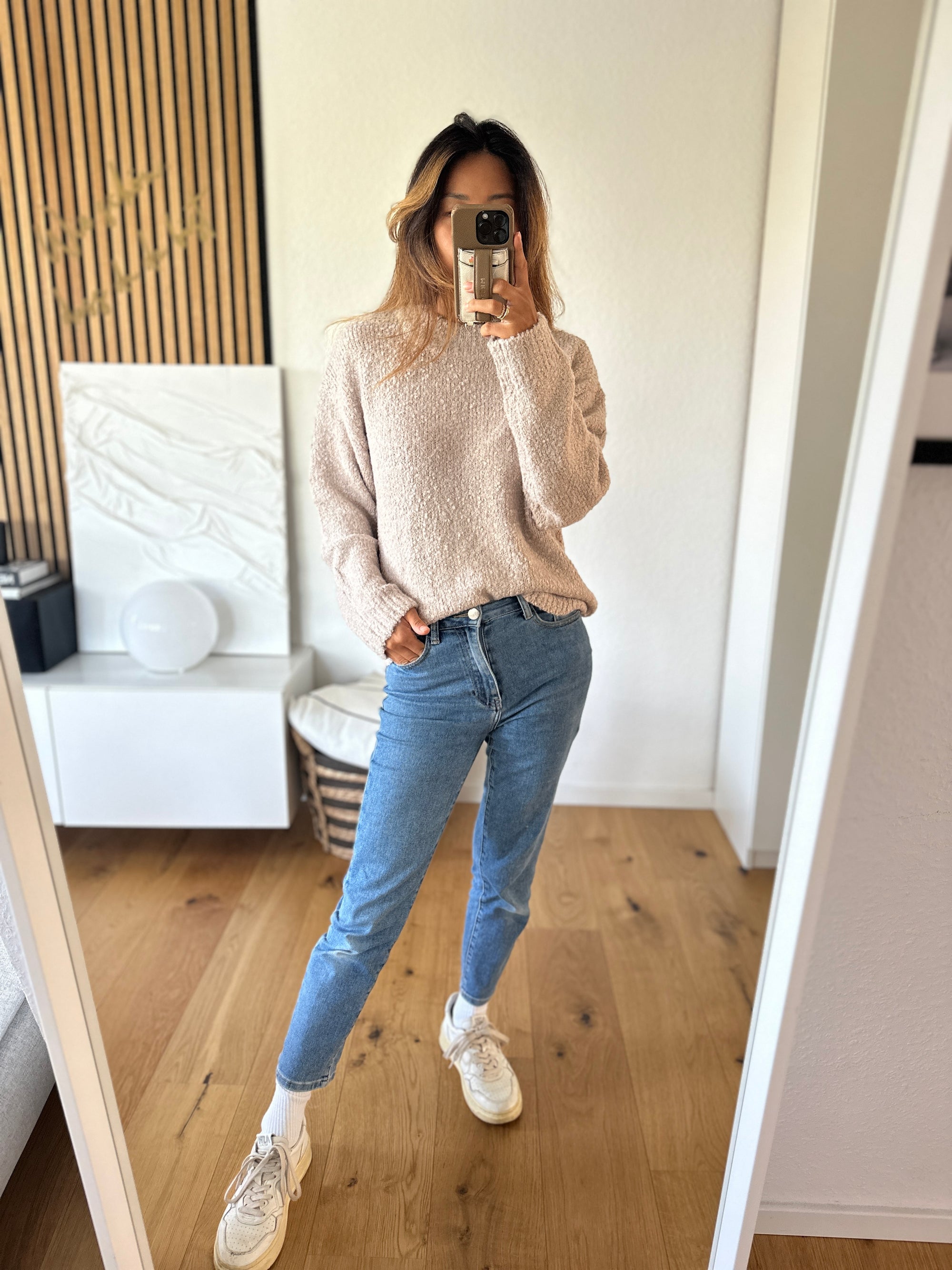 Bouclé-Pullover taupe