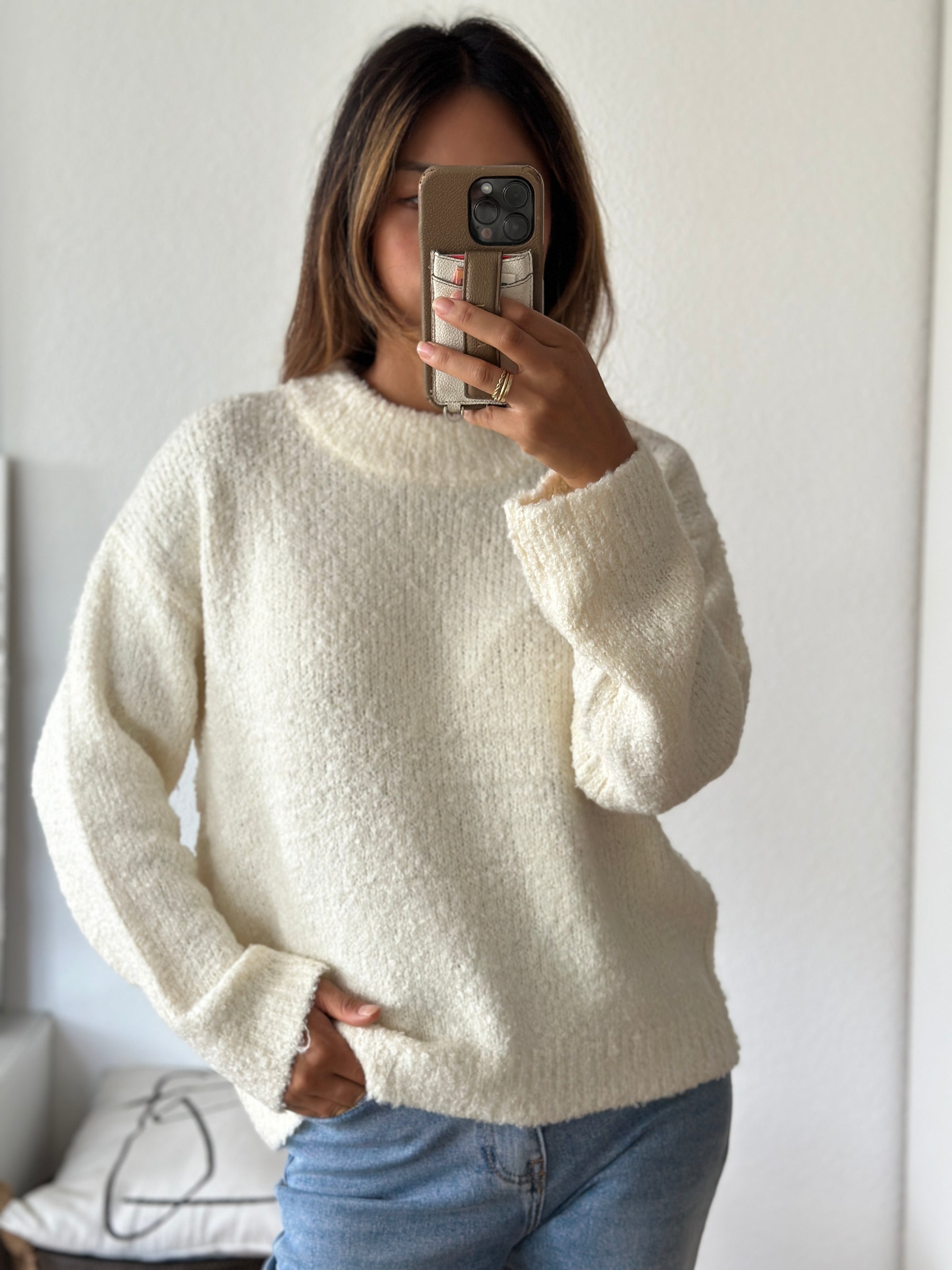 Bouclé-Pullover creme