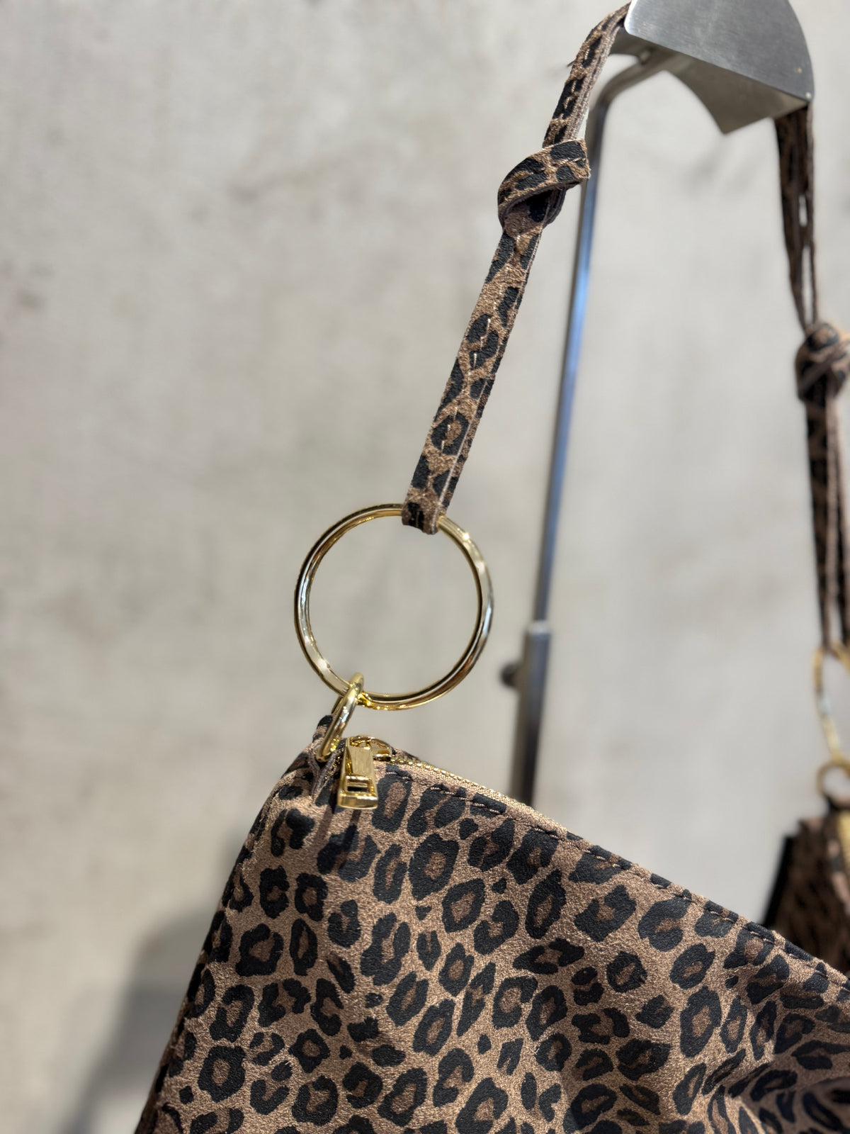 Wildledertasche Ring Leo