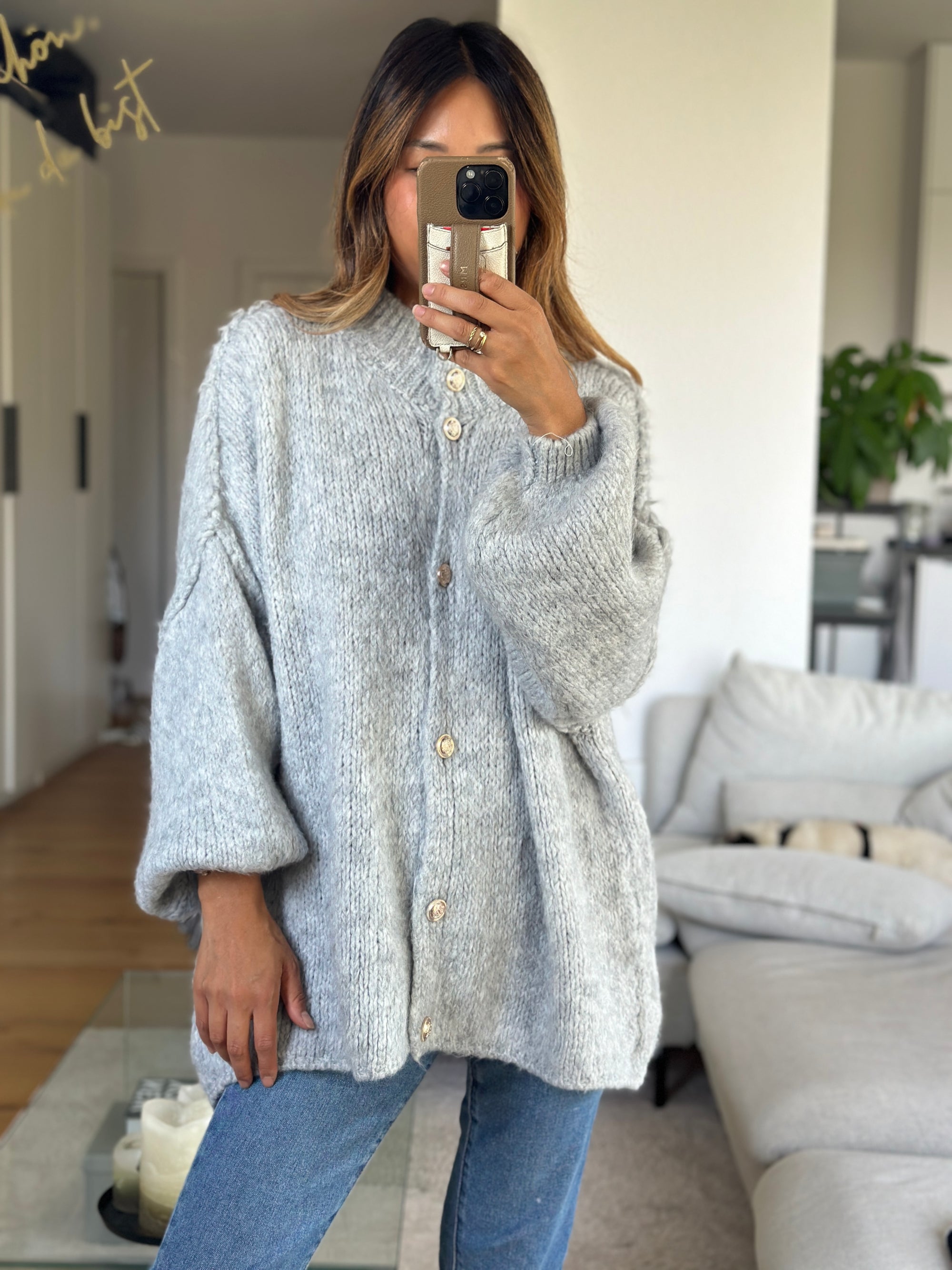 Oversize Strickjacke gold Buttons grey