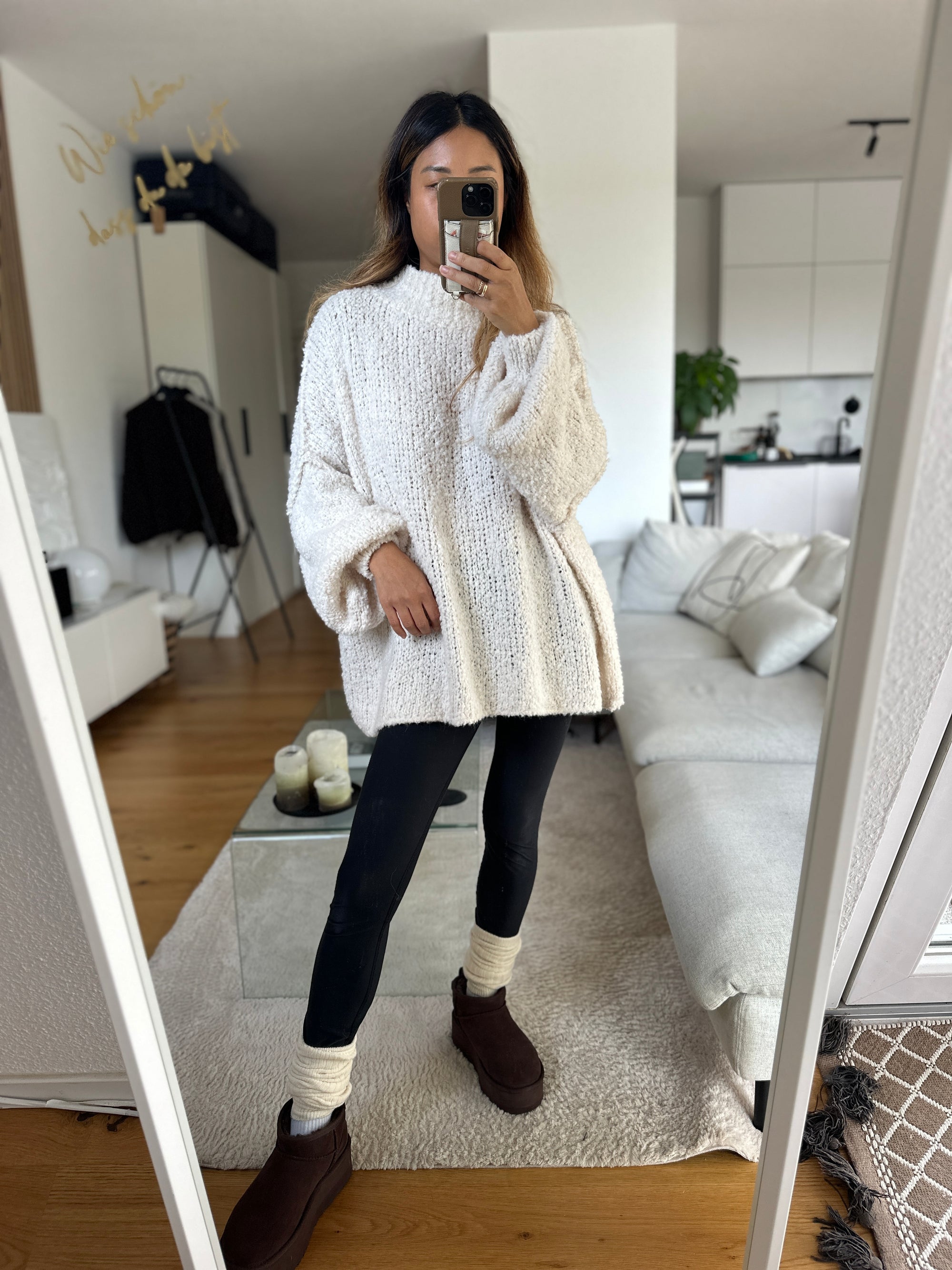 Oversize Boucle Pullover creme