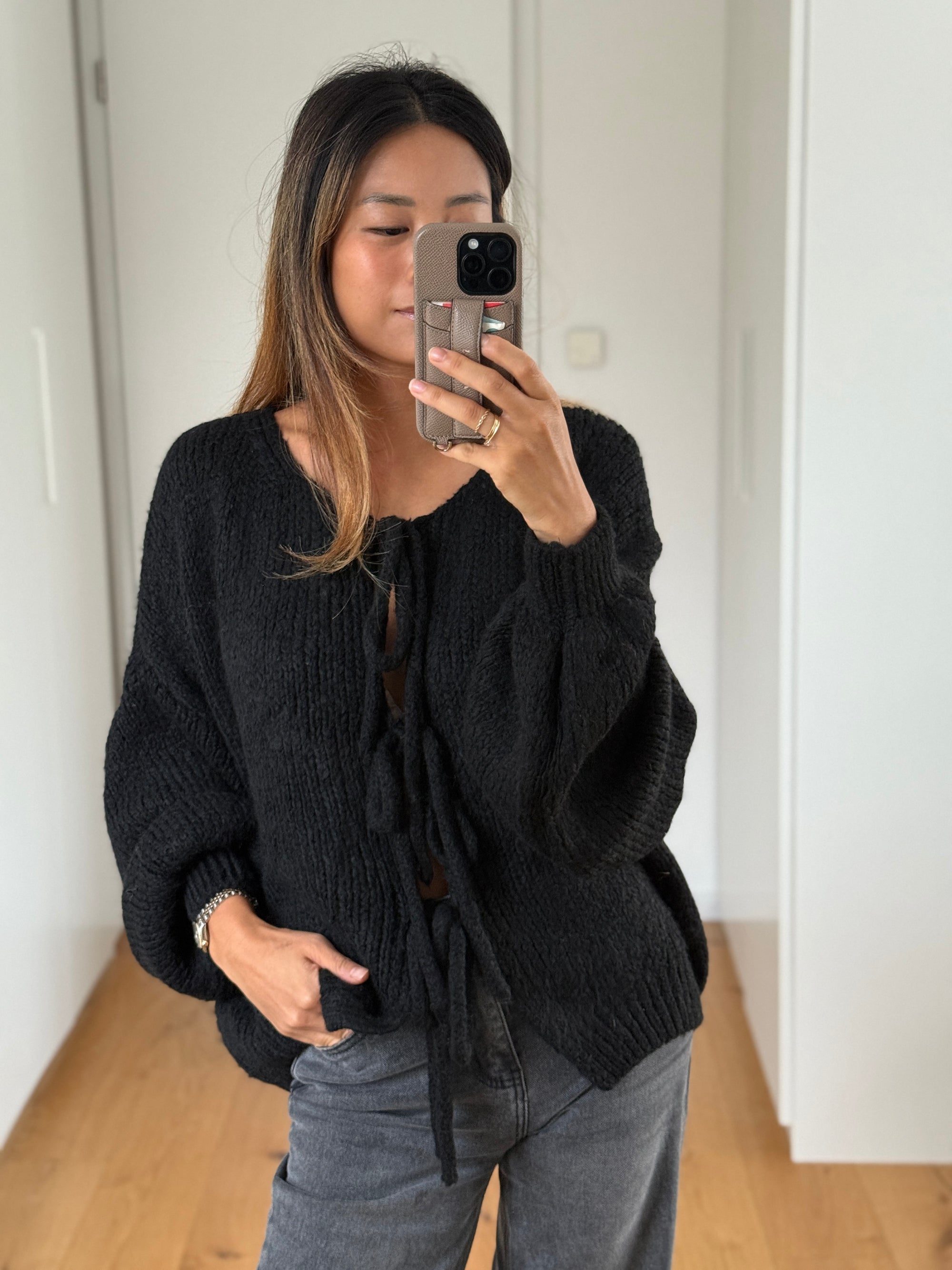 Cardigan mit Schleifen schwarz