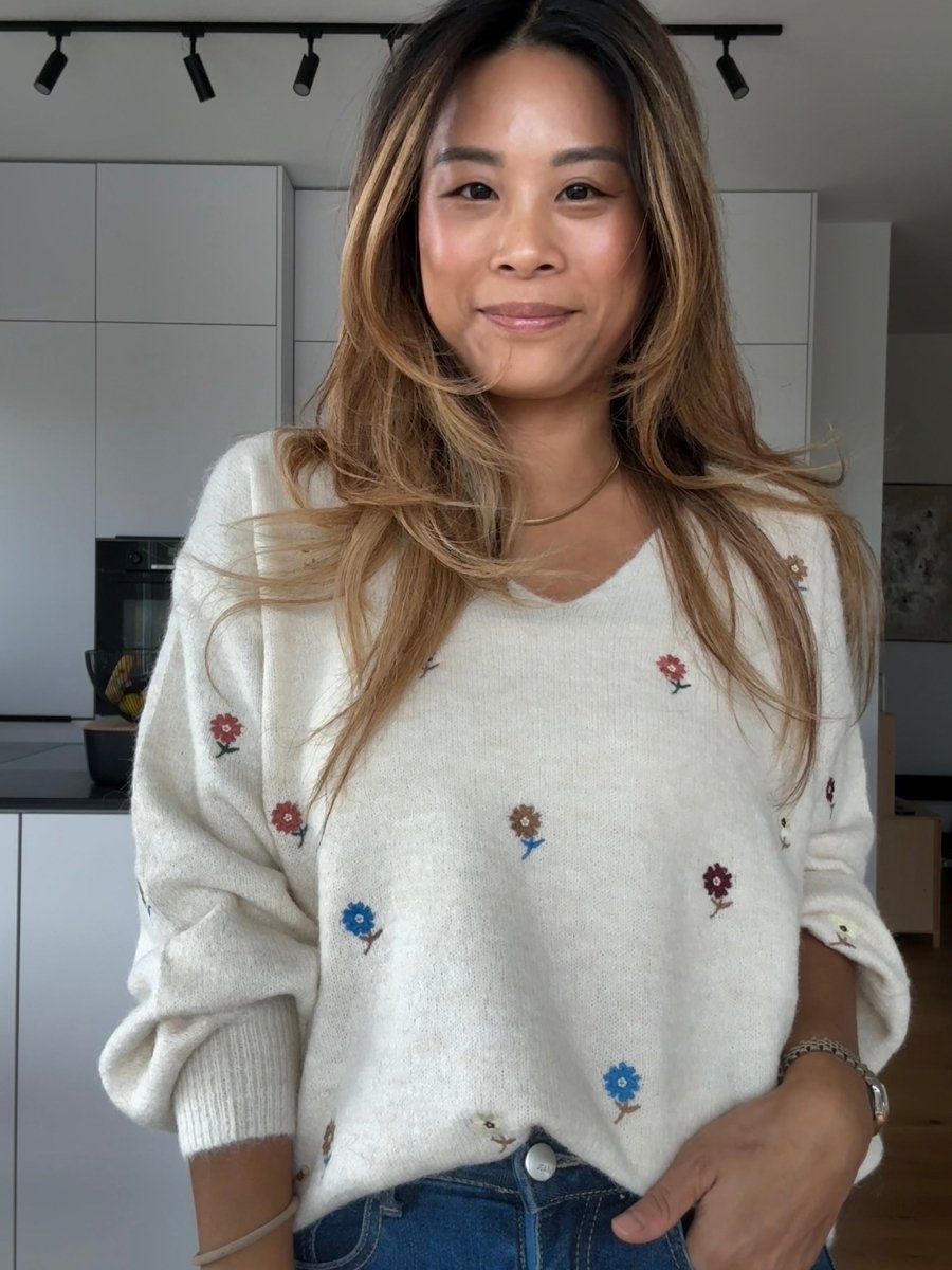 Flower Pullover cream - I - Wear Mode GmbH