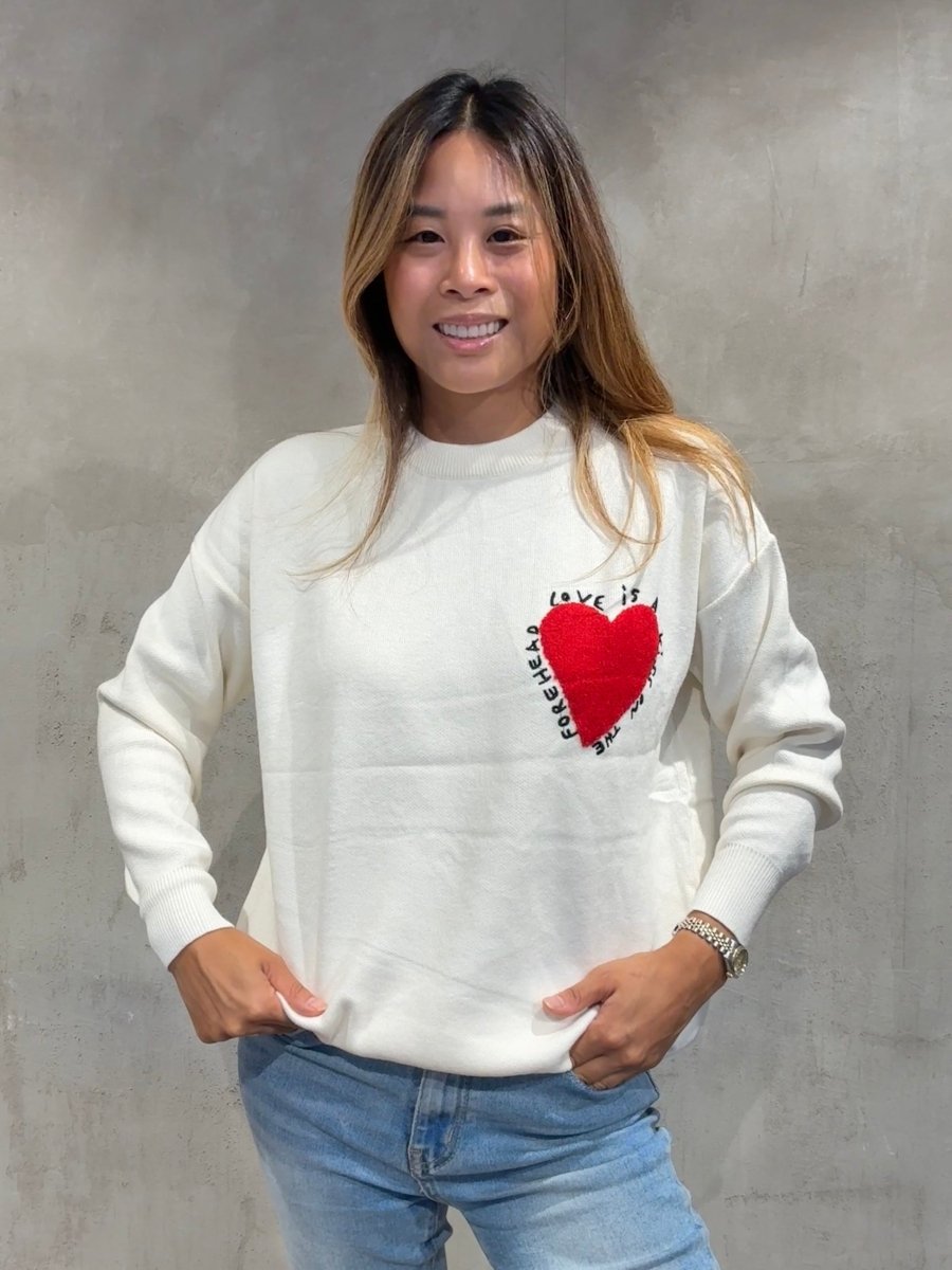 Kiss on the forehead Pullover creme - I - Wear Mode GmbH