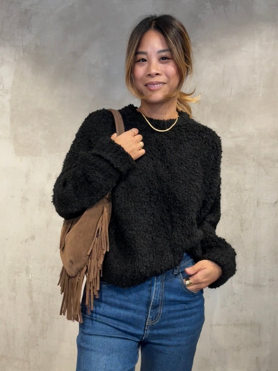 Kurzer Bouclé Pullover black - I - Wear Mode GmbH